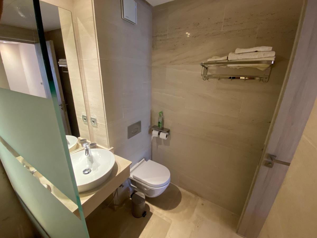 Tres Beau Studio A Ain Diab Casablanca Eksteriør billede